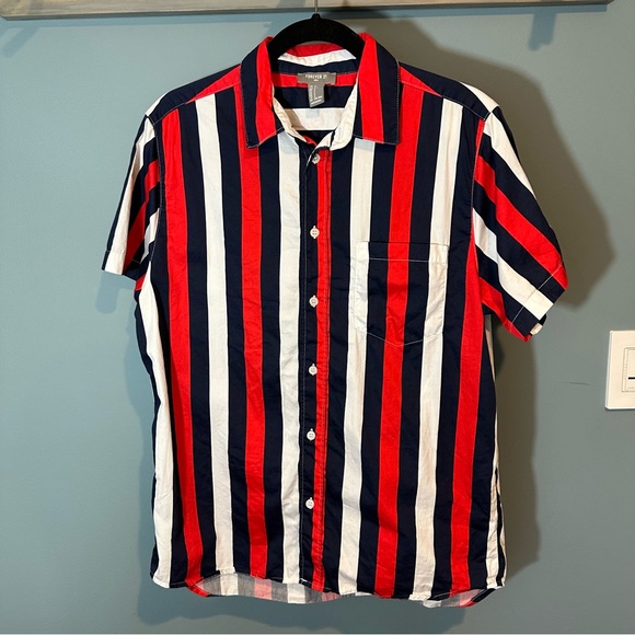 Forever 21 Blue/Red/White Striped Button Up Short Sleeve Collared Shirt - Picture 5 of 12